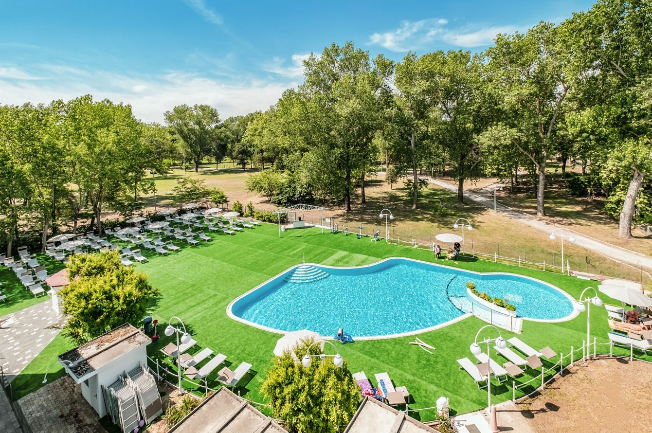 Piscine extérieure
