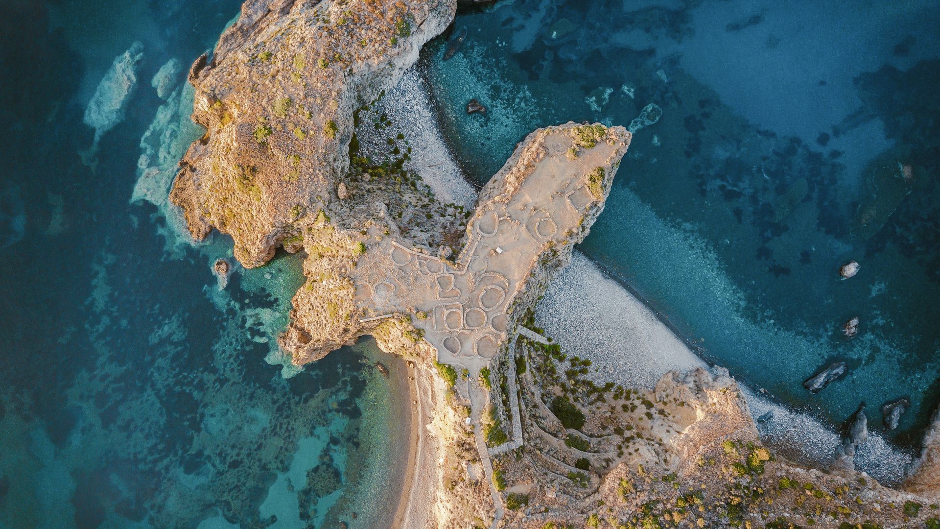 Luftaufnahme von Capo Milazzese