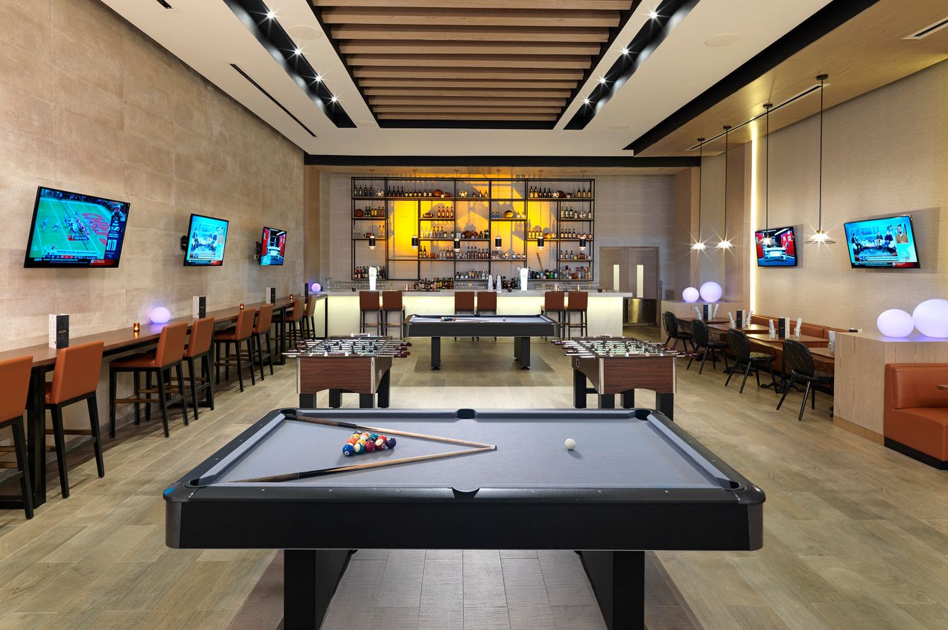 Bar