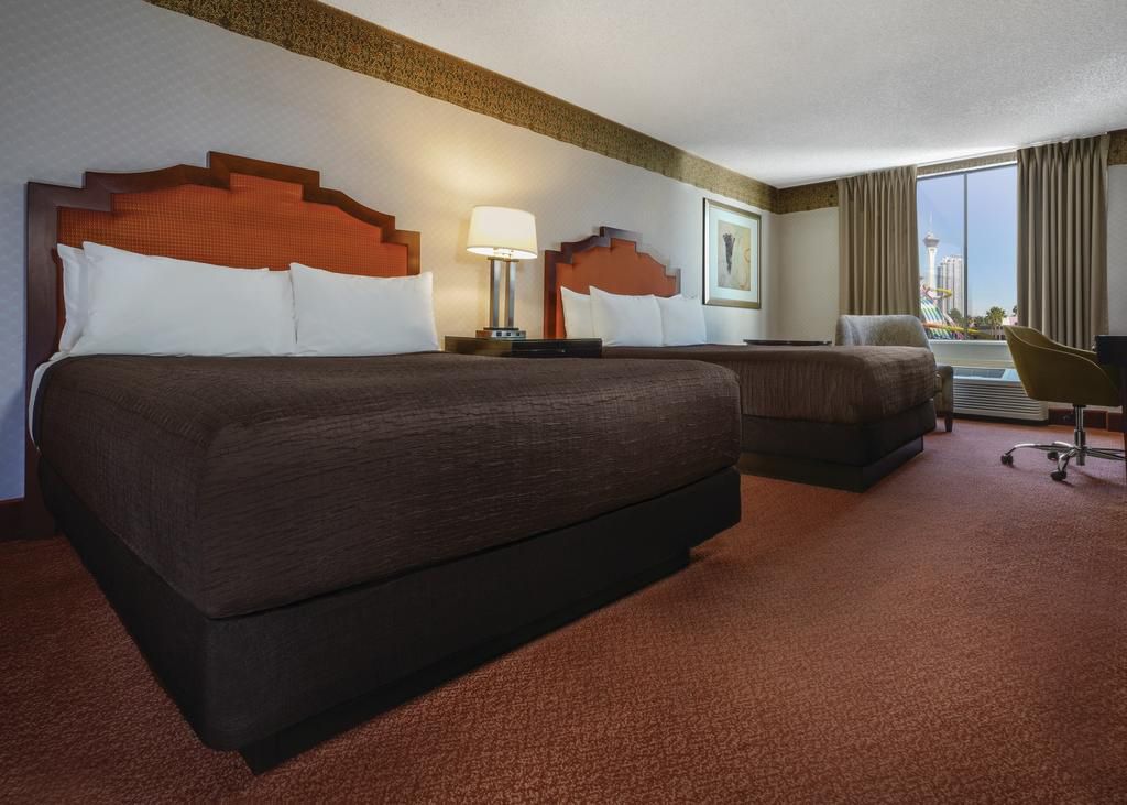 Chambre Queen Manor Motor Lodge