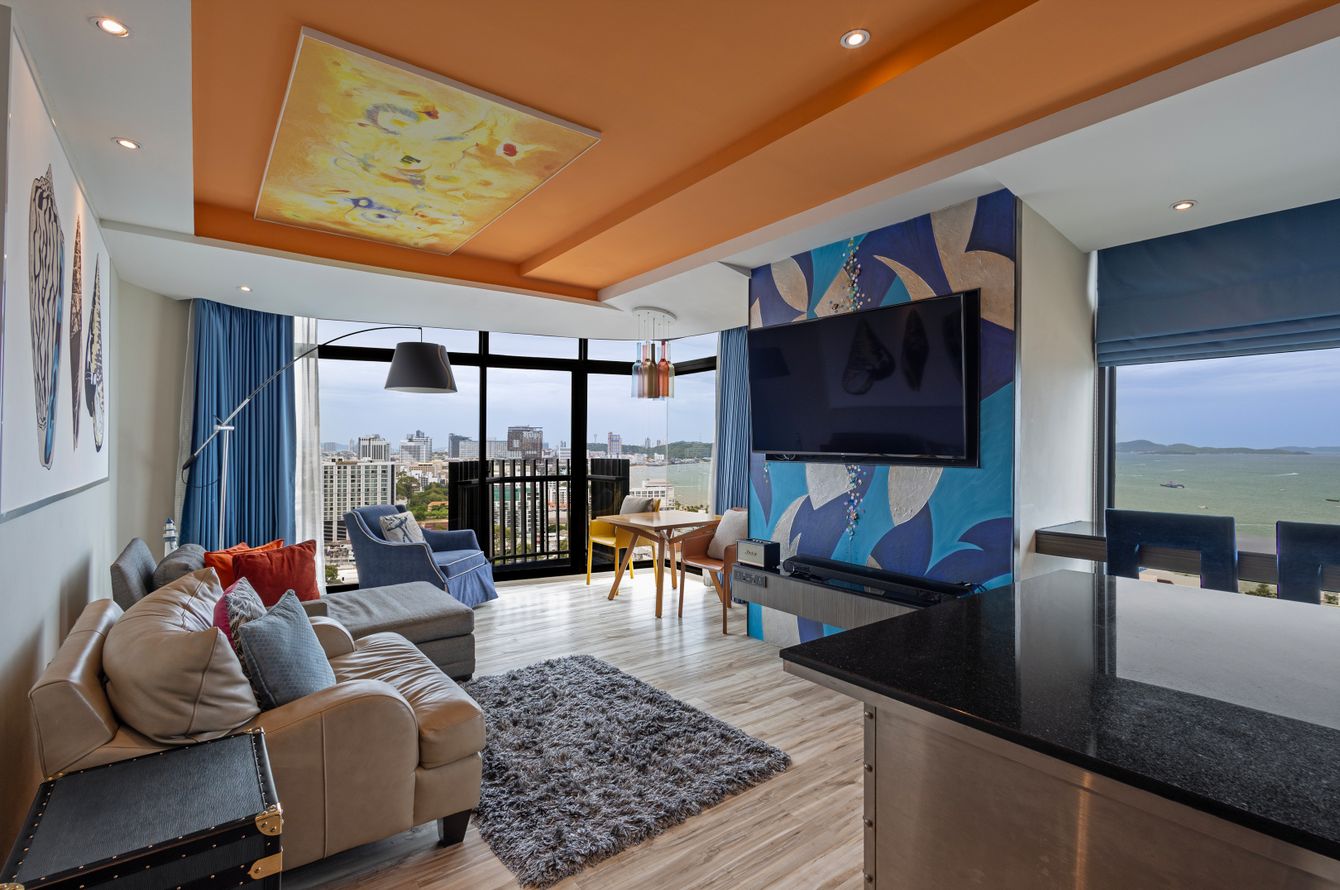 Executive Suite