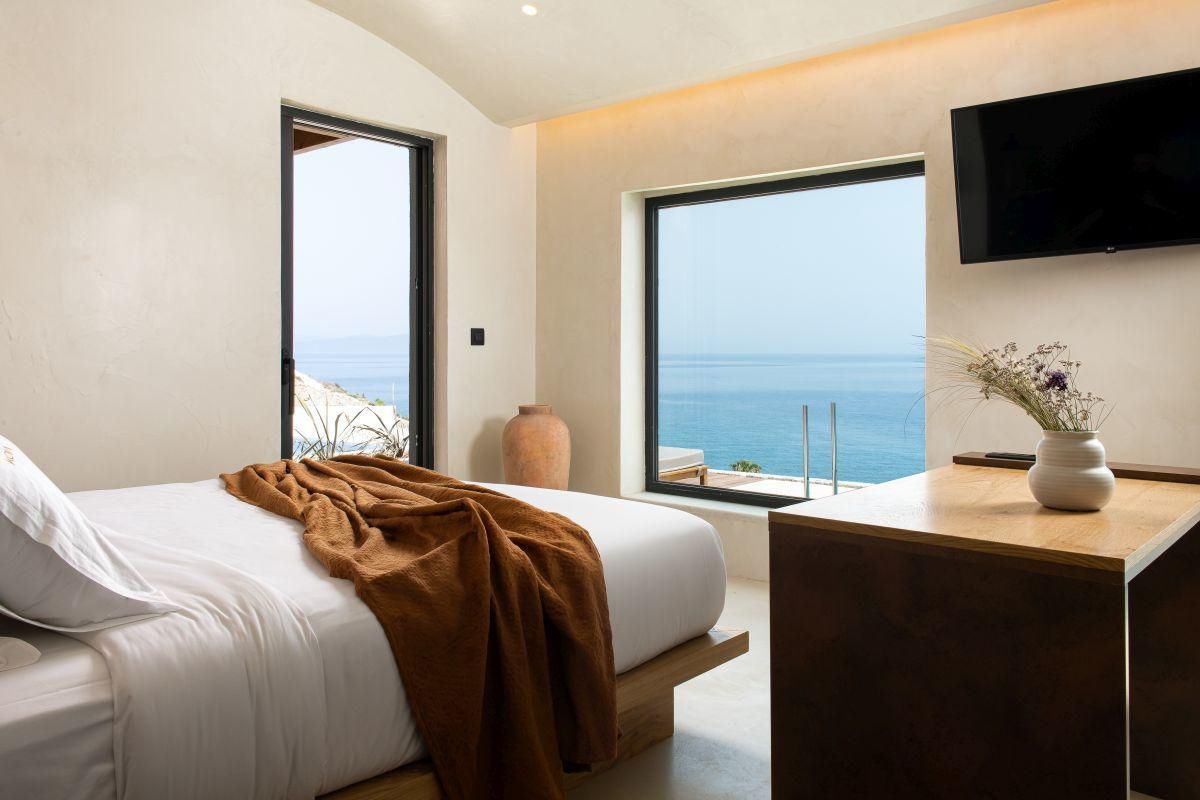 Suite vue mer et piscine privée chauffée