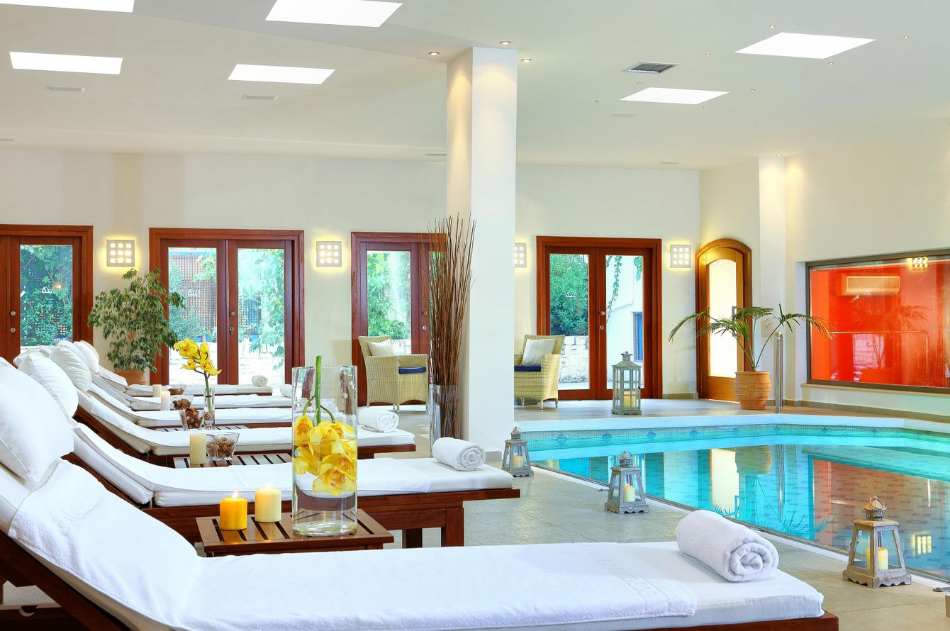 Piscine intérieure