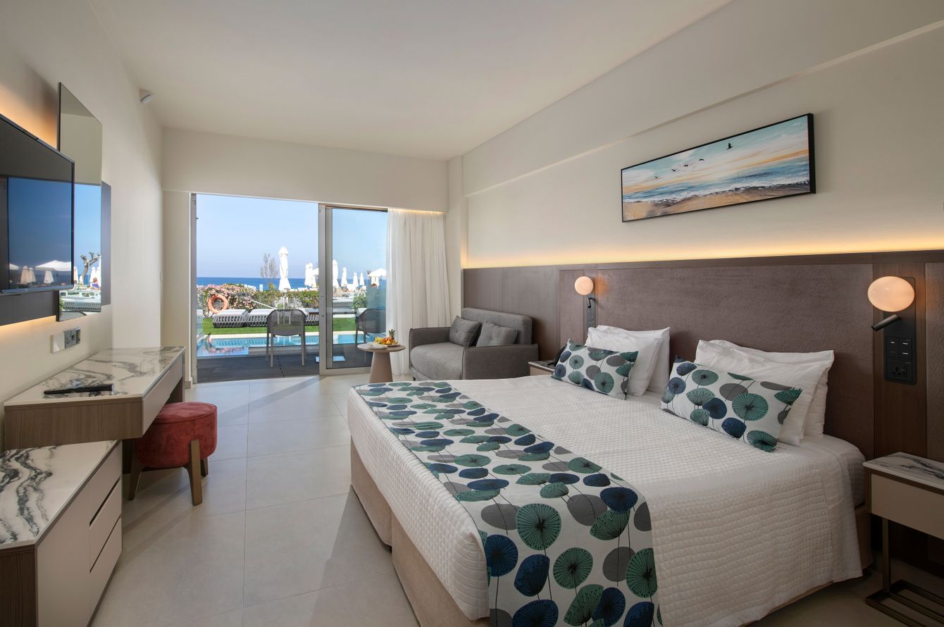 Suite vue mer avec piscine