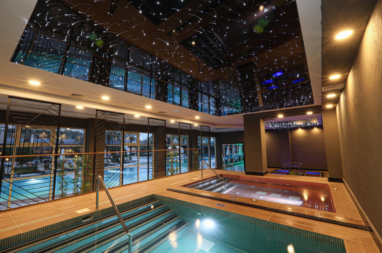 Piscine intérieure