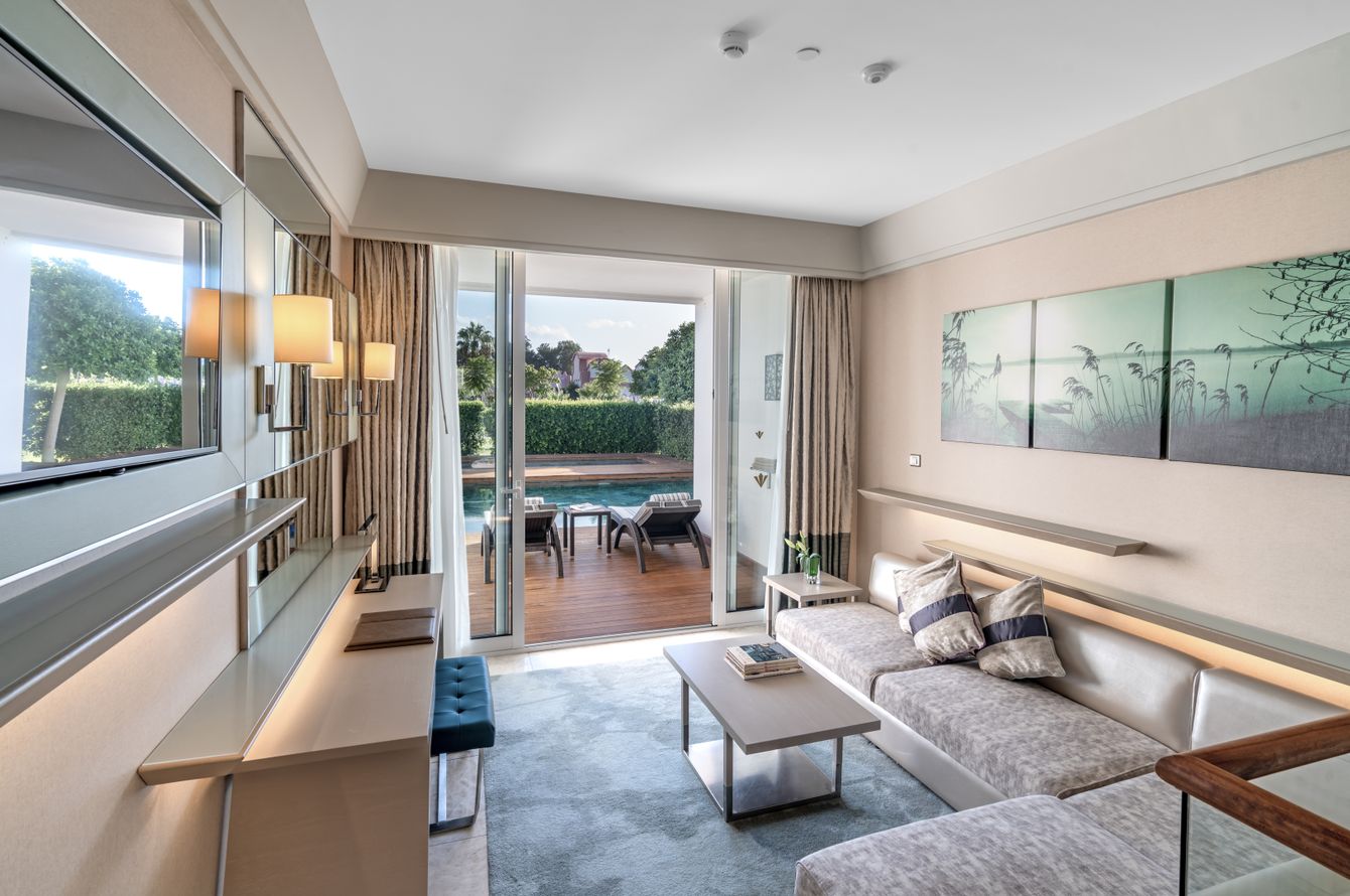 Pool Suite