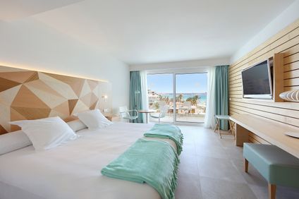 Doppelzimmer seitliche Meersicht