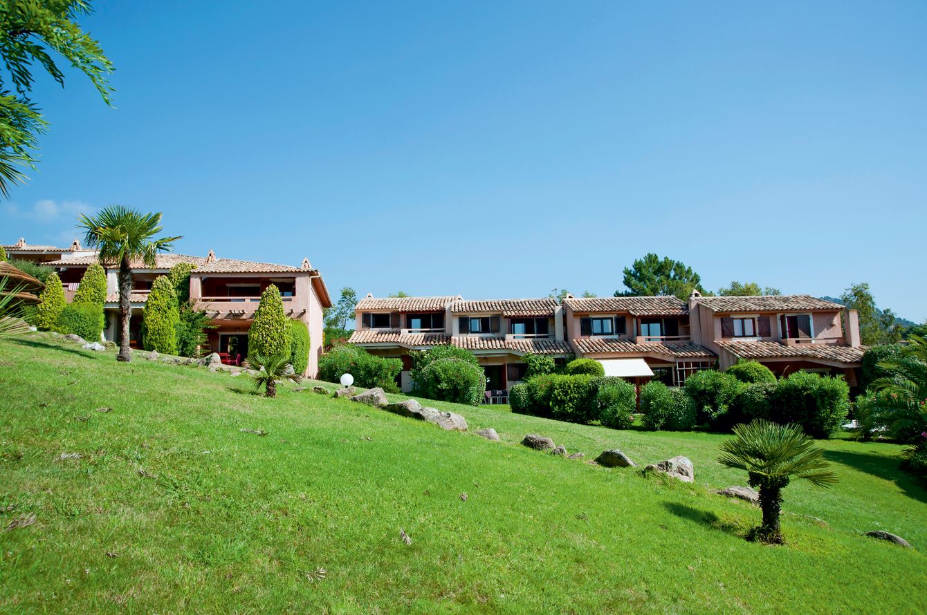 Domaine Santa Giulia Palace