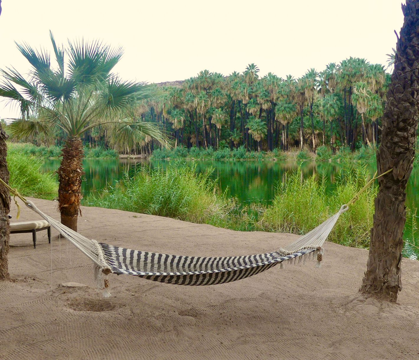 Dolce vita face à la rivière à San Ignacio