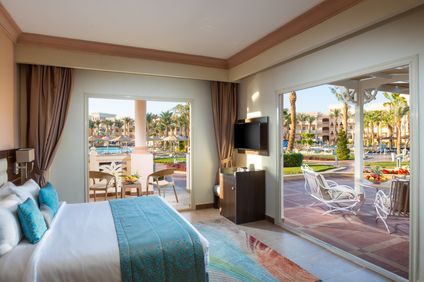 Doppelzimmer Pool-/Gartensicht