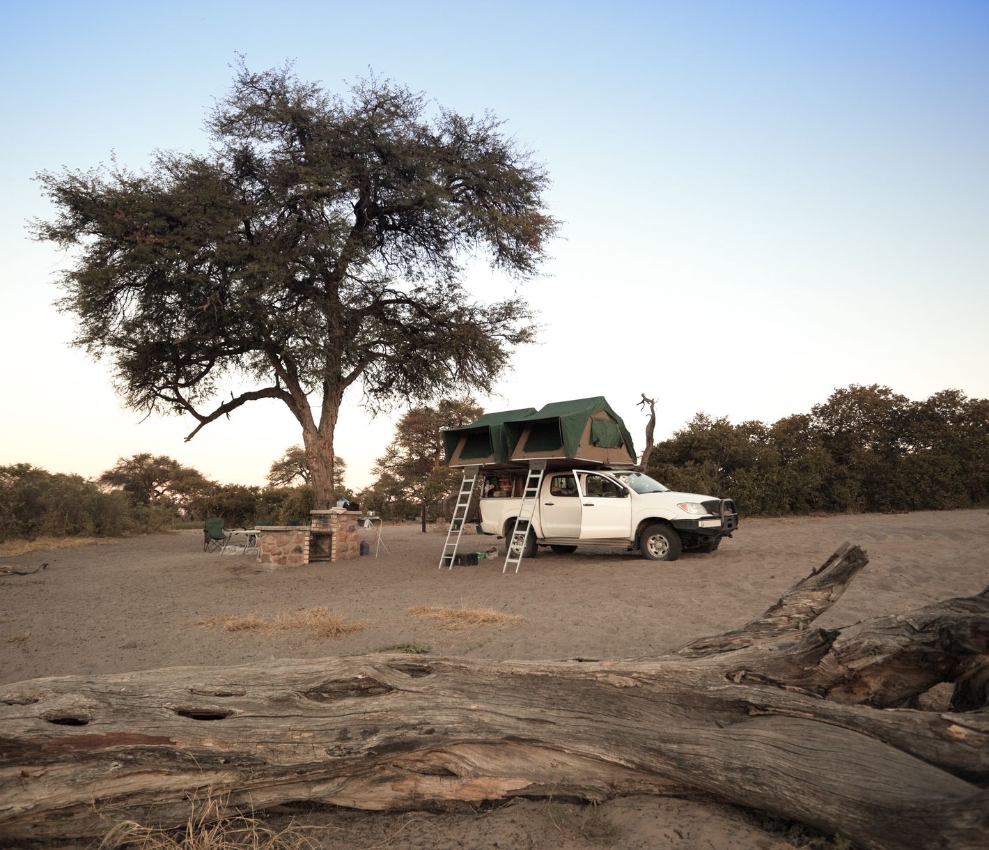 Schöner Campingplatz in der Savuti-Region für Selbstfahrer